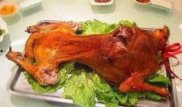 博主爆料烤全羊视频,现场制作过程大公开！